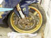 front_wheel_right1.jpg (65419 bytes)